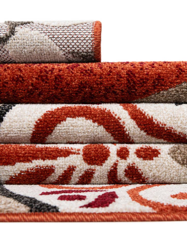 Detail image of 5' 3 x 5' 3  Washable Modern Indoor / Outdoor Square Rug