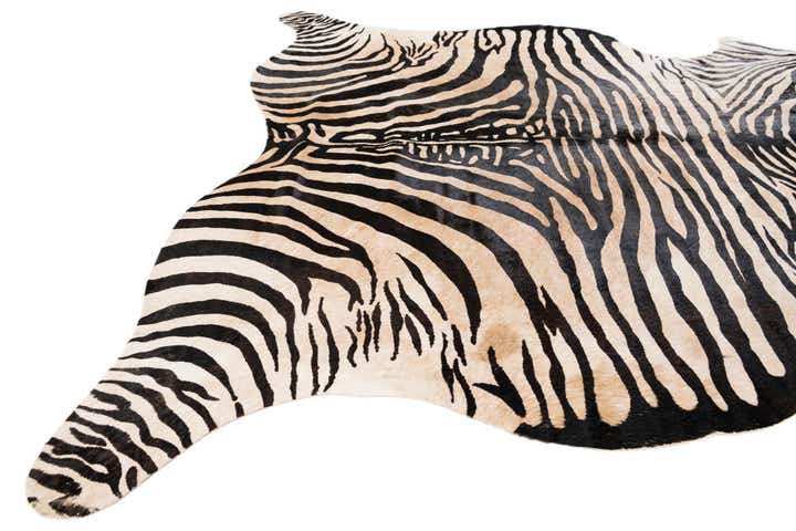 6' 2 x 6' 10 Cowhide Leather Freeform Rug