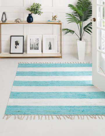 5' 1 x 5' 1 Hand Woven Chindi Rag Square Rug