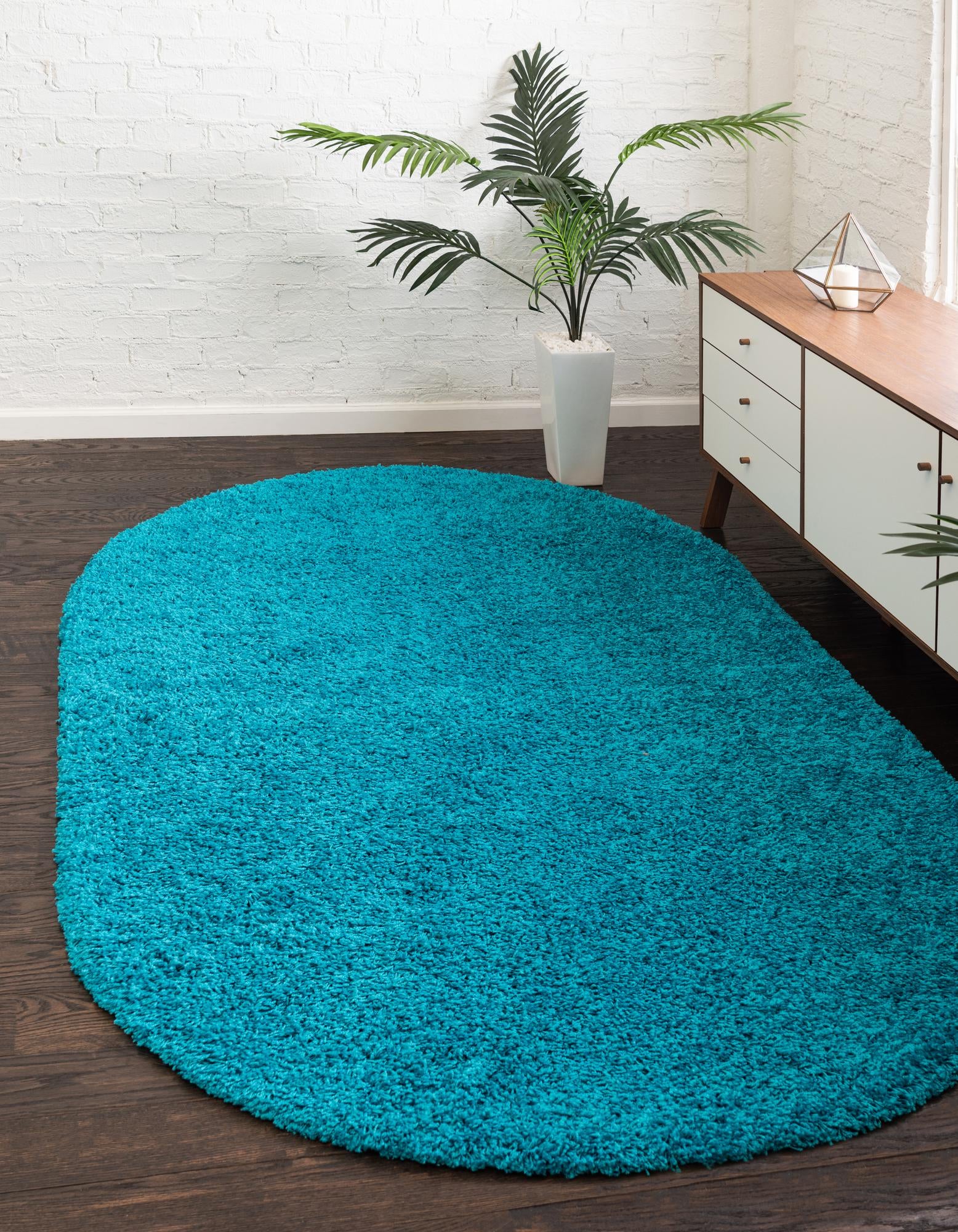 7' 10 x 10' Solid Shag Oval Rug