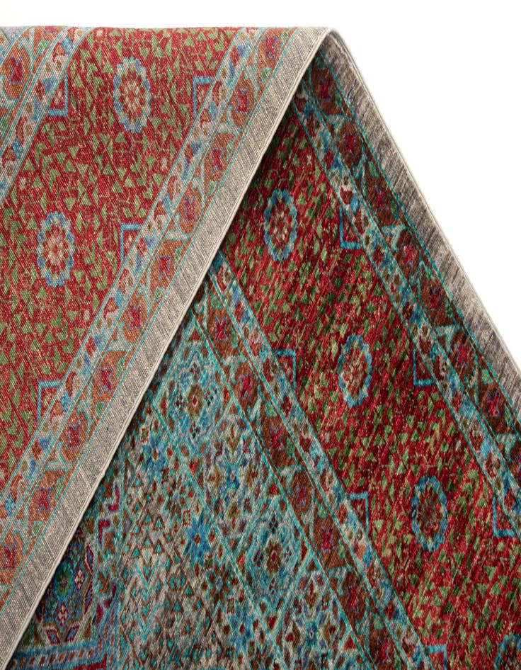 Detail image of 6' 11 x 9' 10 Amina Wool Rug