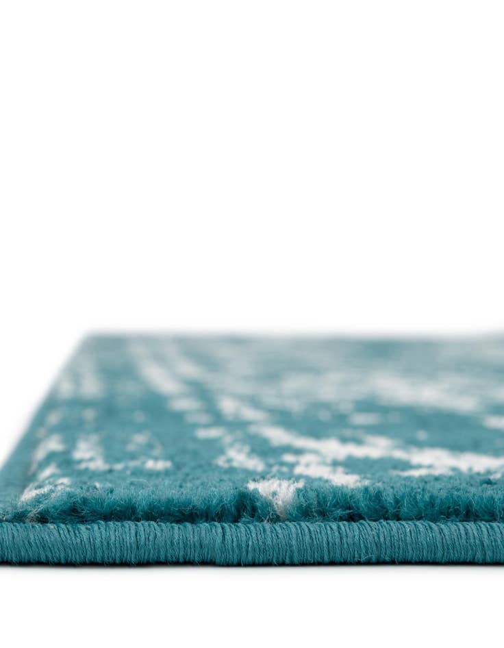 Detail image of 5' 3 x 8' Arlington Rug
