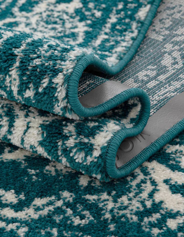 Detail image of 2' x 3' Arlington Rug