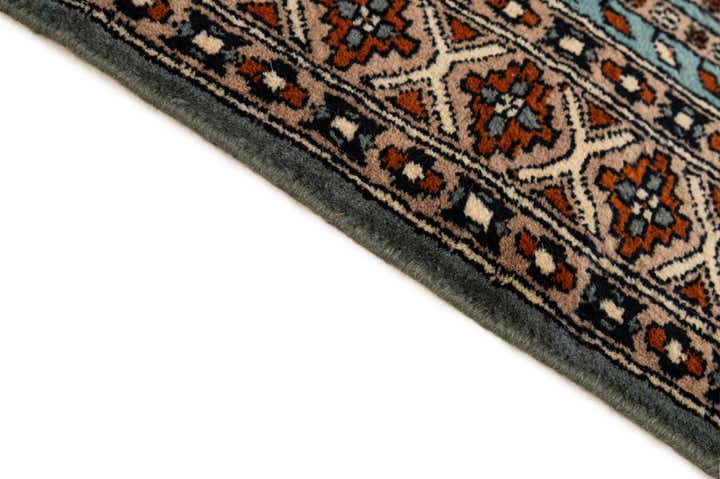 2' 8 x 4' 3 Hand Knotted Bokhara Oriental Wool Rug