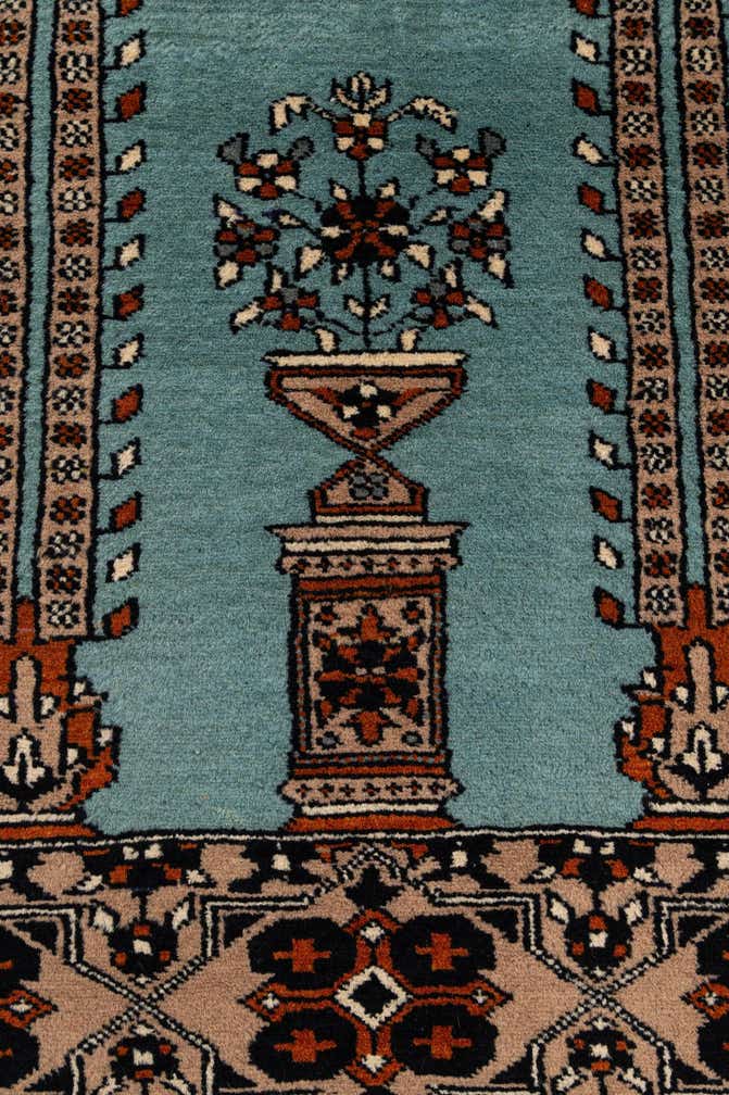 2' 8 x 4' 3 Hand Knotted Bokhara Oriental Wool Rug