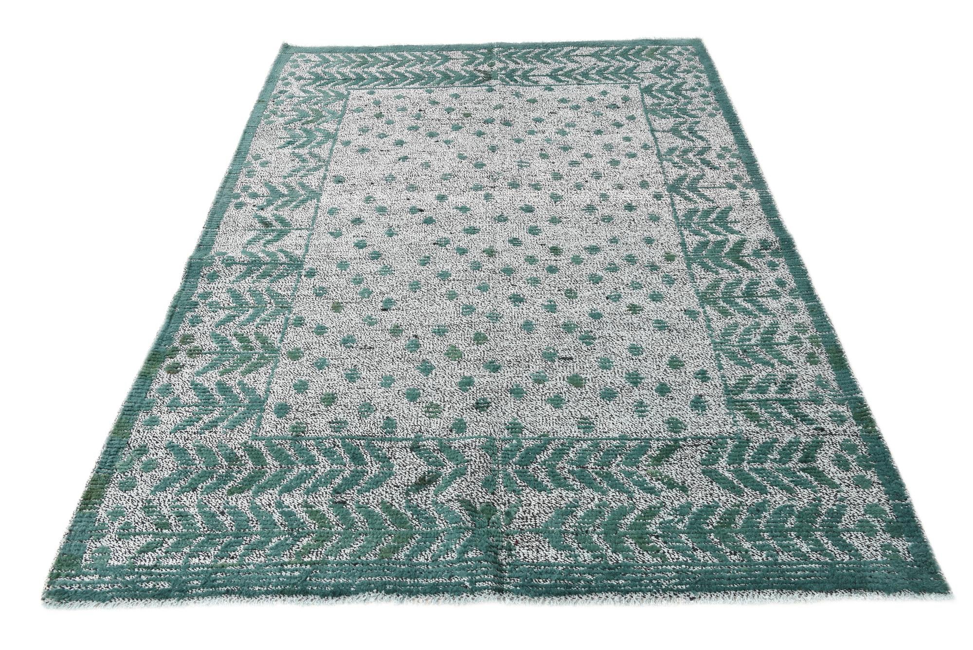 4' 11 x 7' 2 Hand Knotted Darya Wool Rug