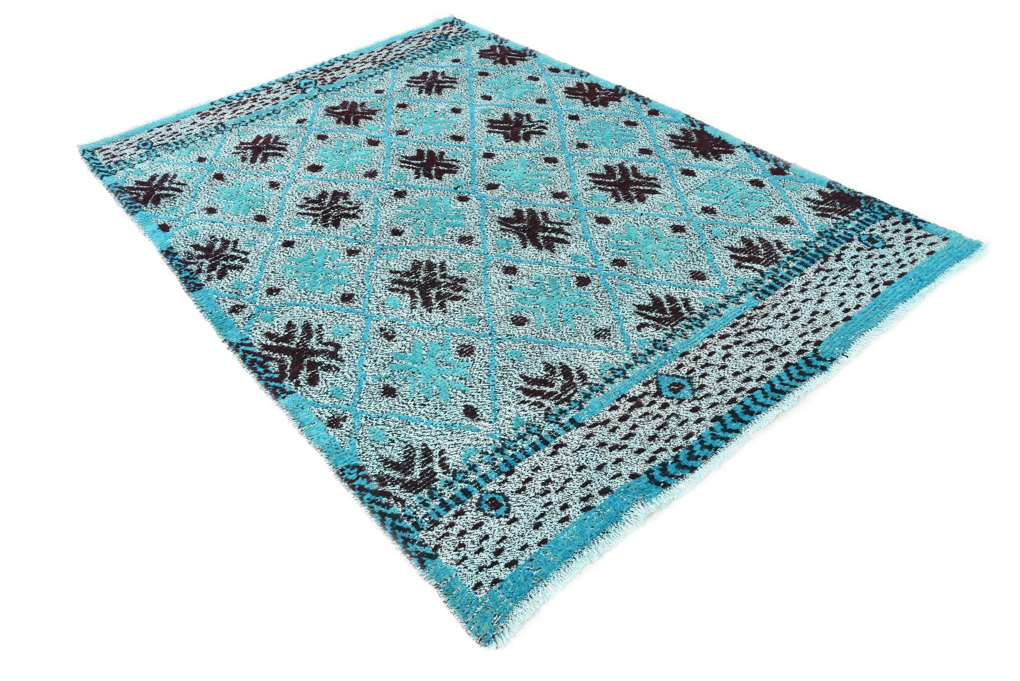 5' 5 x 8' Hand Knotted Darya Wool Rug