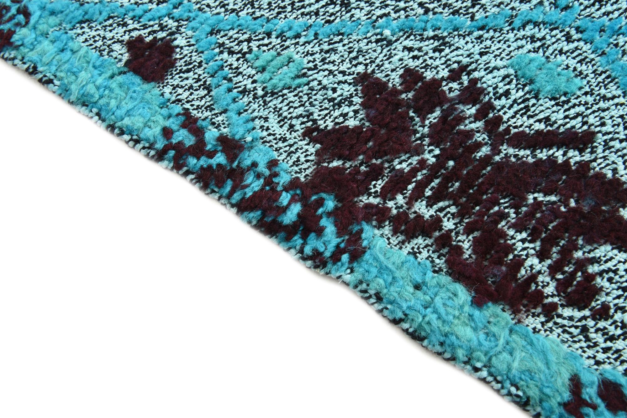 5' 5 x 8' Hand Knotted Darya Wool Rug