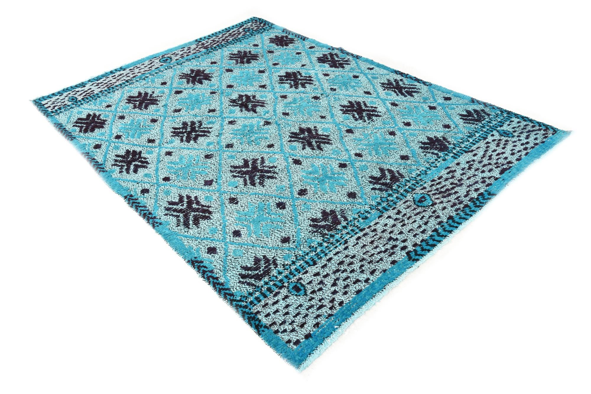 5' 6 x 8' Hand Knotted Darya Wool Rug