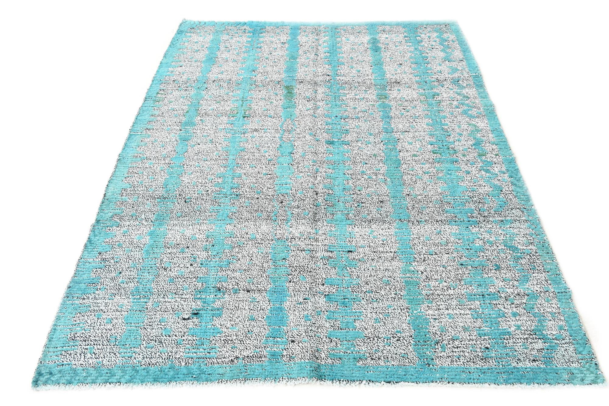 5' 2 x 7' 10 Hand Knotted Darya Wool Rug