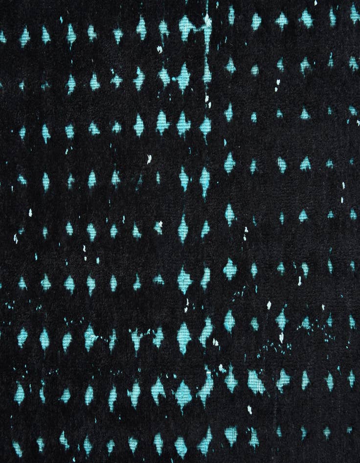 Detail image of 7' 9 x 9' 9  Hand Knotted Darya Wool Rug