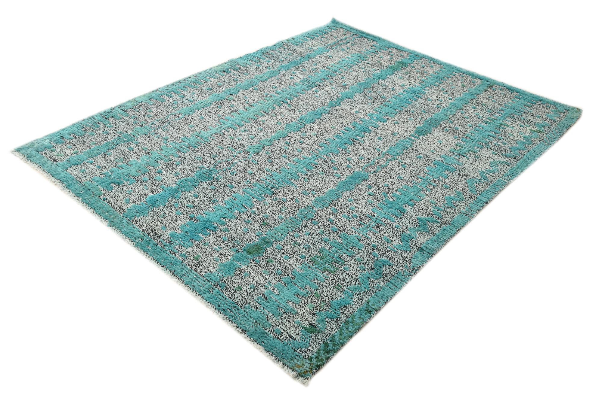 5' 4 x 7' Hand Knotted Darya Wool Rug