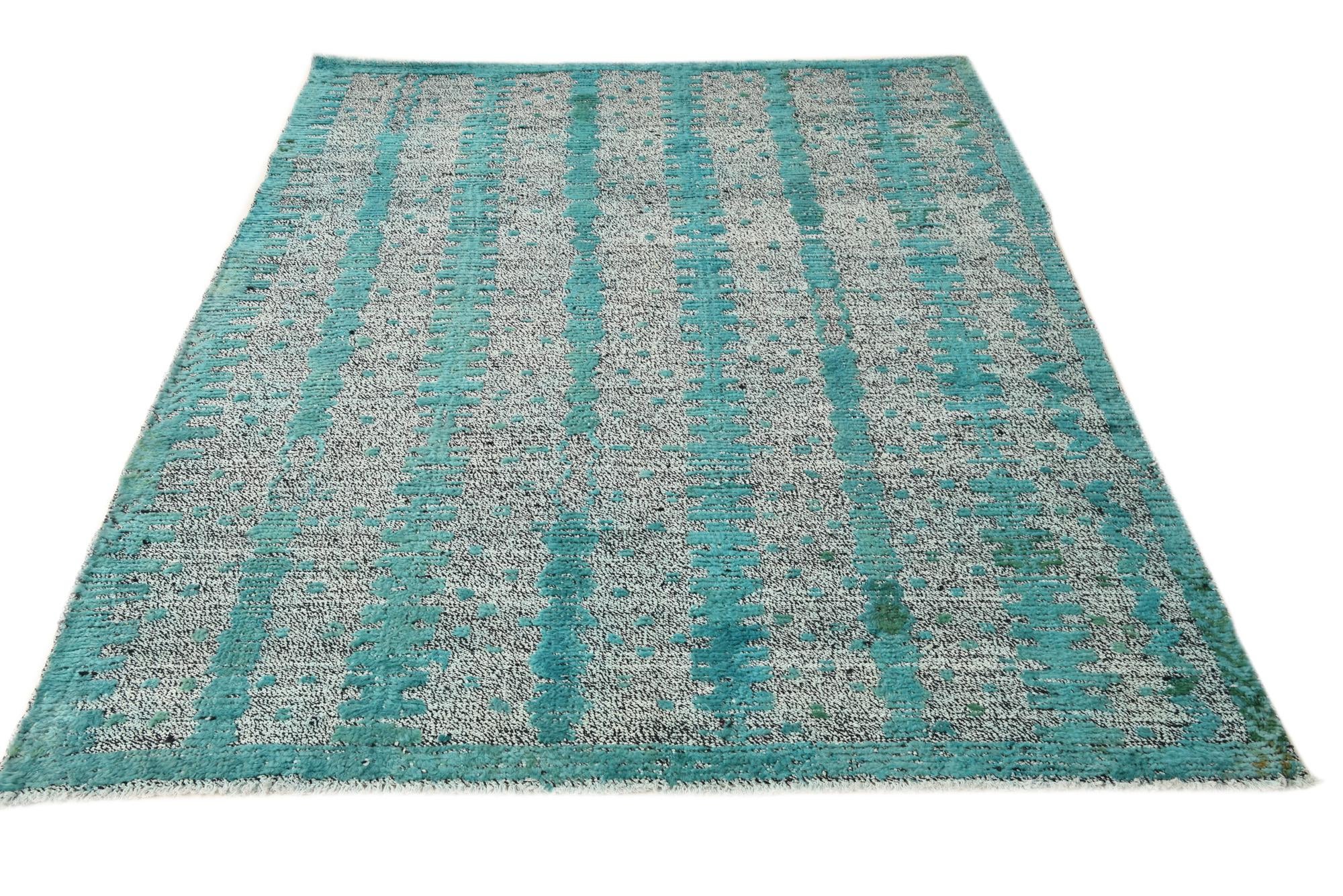 5' 4 x 7' Hand Knotted Darya Wool Rug