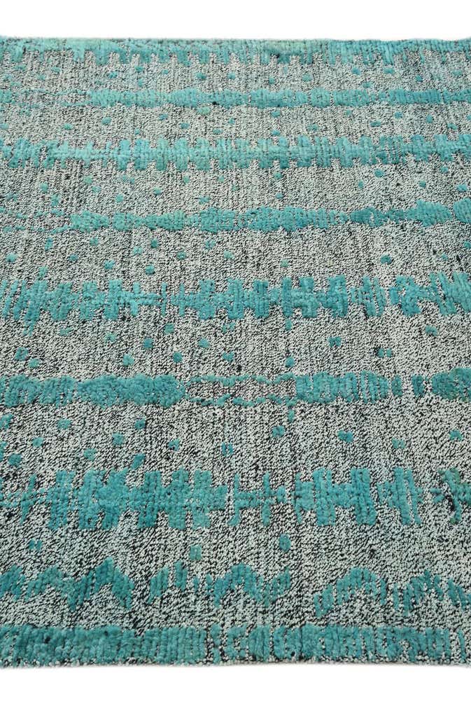 5' 4 x 7' Hand Knotted Darya Wool Rug