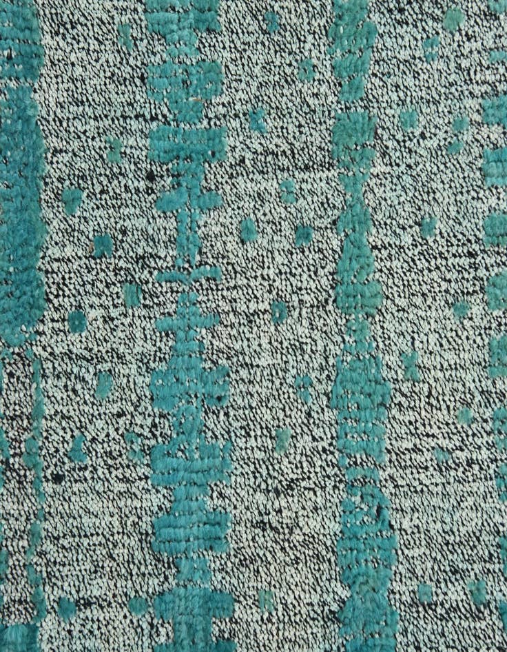 Detail image of 5' 4 x 7'  Hand Knotted Darya Wool Rug