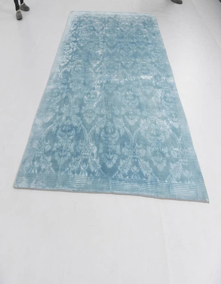 Detail image of 6' 8 x 10' 2 Hand Knotted Darya Wool Rug