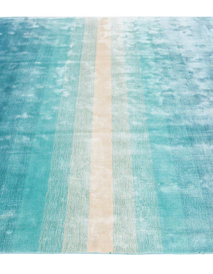 Detail image of 6' 7 x 9' 10  Hand Knotted Darya Wool Rug