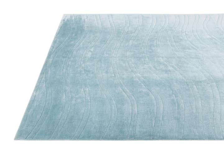 5' 8 x 8' Hand Knotted Darya Wool Rug