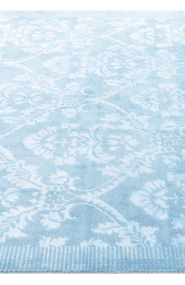 Detail image of 5' 10 x 8' Hand Knotted Darya Wool Rug