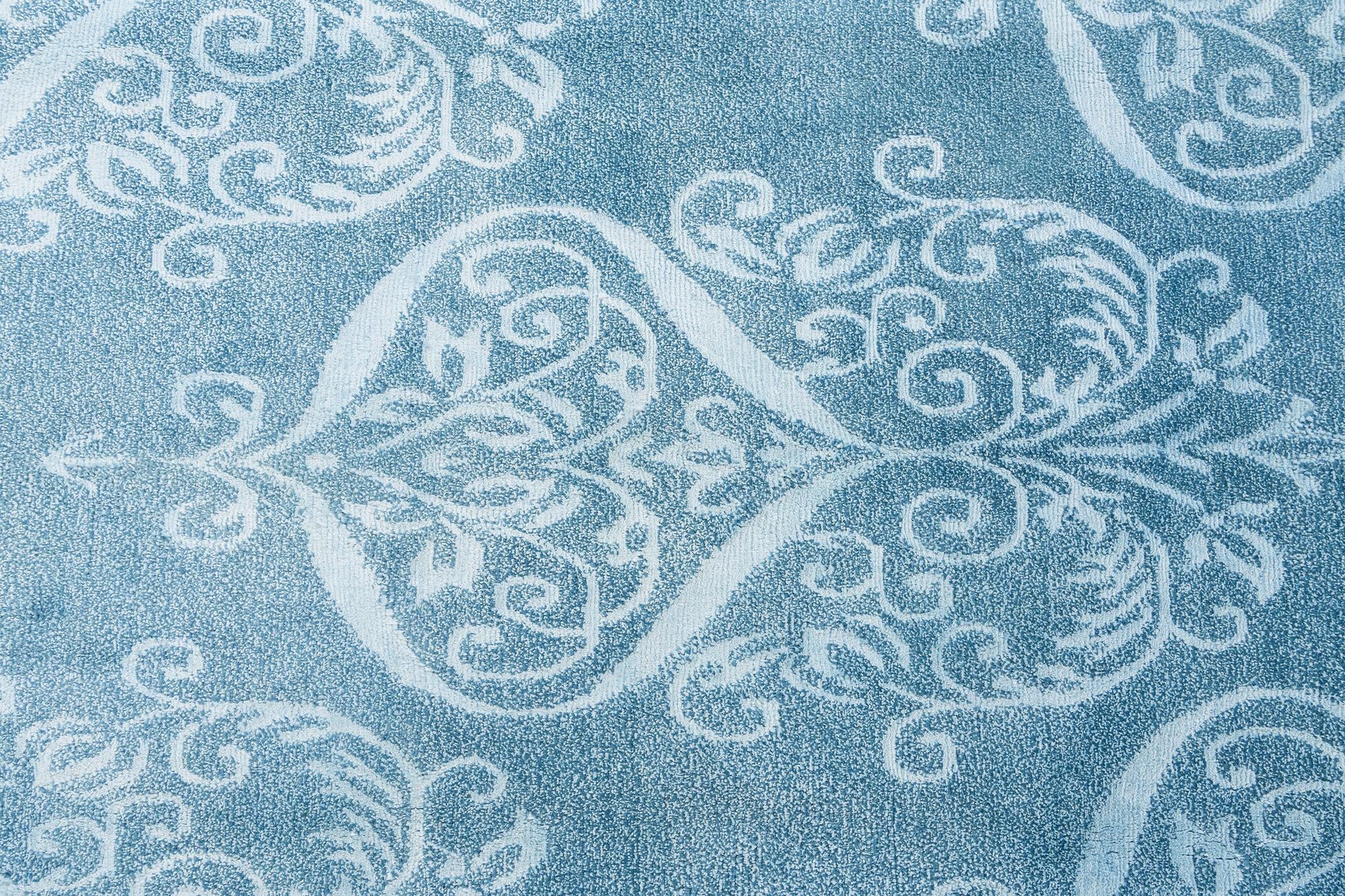 6' x 7' 9 Darya Rug