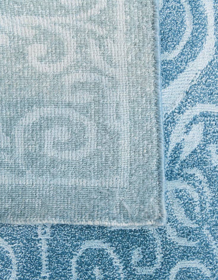 Detail image of 6' x 7' 9 Darya Rug