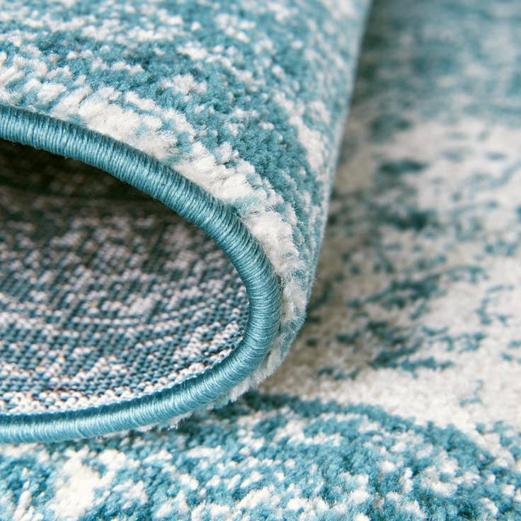 Detail image of 6' x 9' Dover Rug