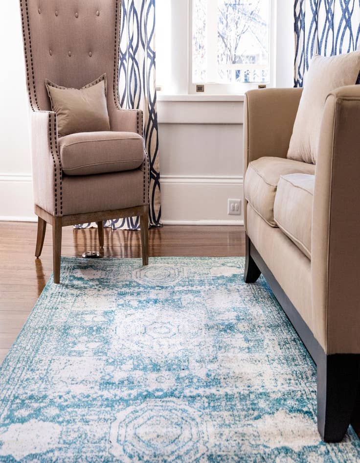 Detail image of 5' x 8' Dover Rug