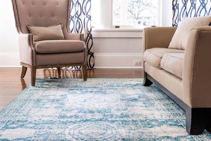 Detail image of 2' x 3' Dover Rug