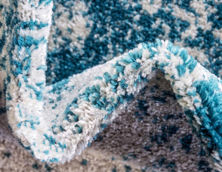 Detail image of 2' x 3' Dover Rug