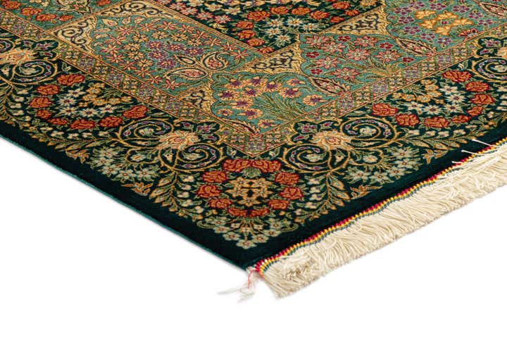 3' 4 x 5' 1 Ghom Silk Rug