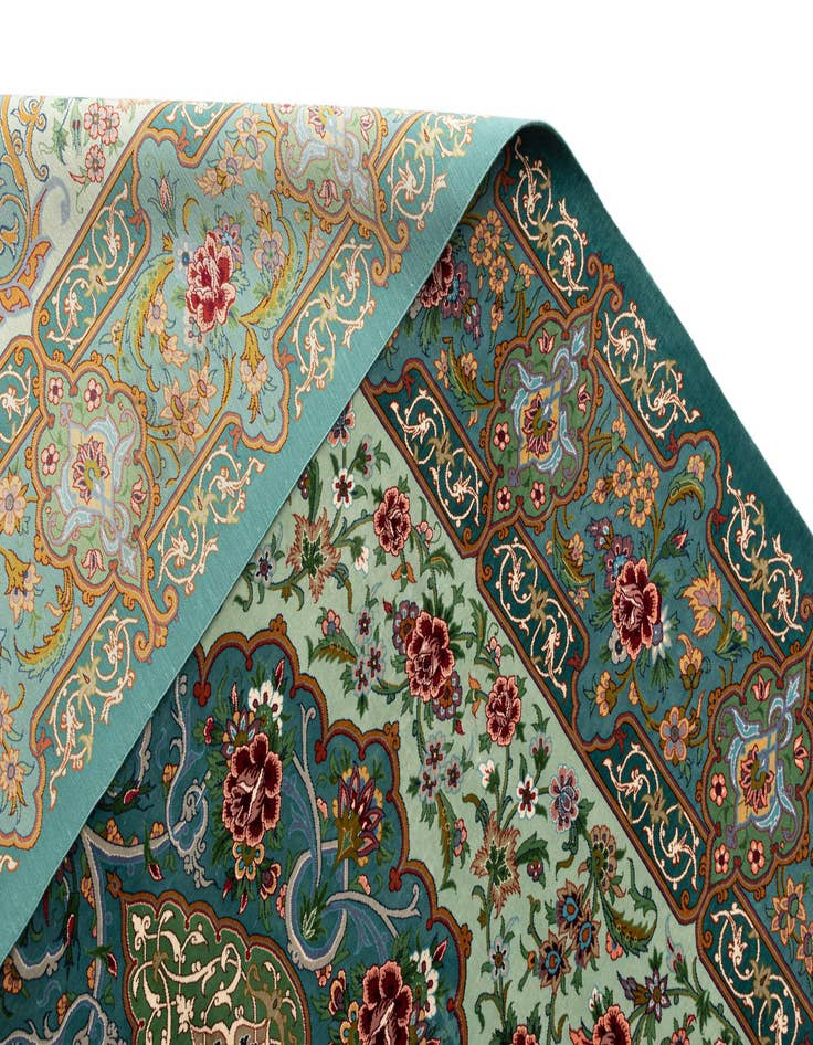 Detail image of 4' 1 x 6' 1 Ghom Silk Rug