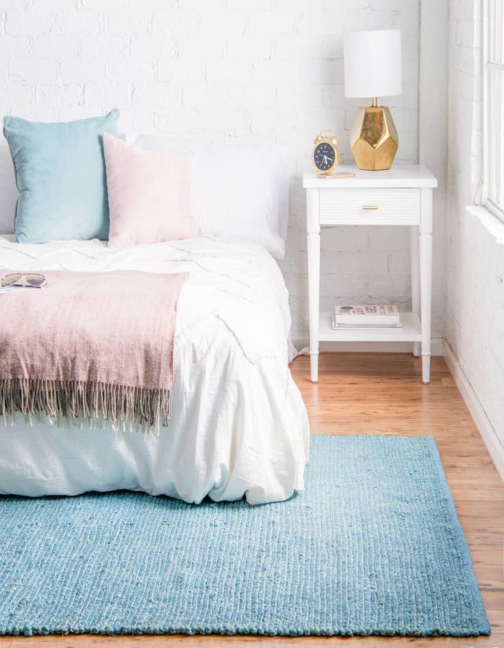 Detail image of 6' x 9' Hand Woven Gilded Jute Rug