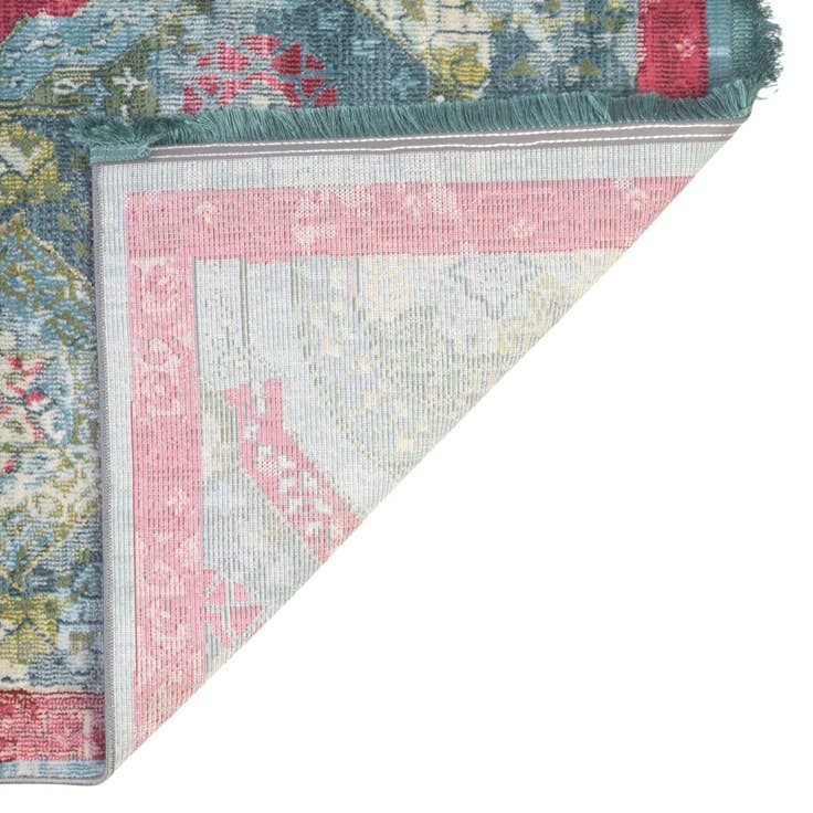Detail image of 4' 3 x 6' Havana Rug