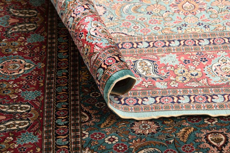 Detail image of 3' 10 x 5' 3 Hand Knotted Hereke Silk Rug