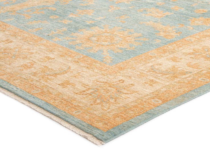 Detail image of 8' 6 x 11' 7 Kaizar Wool Rug