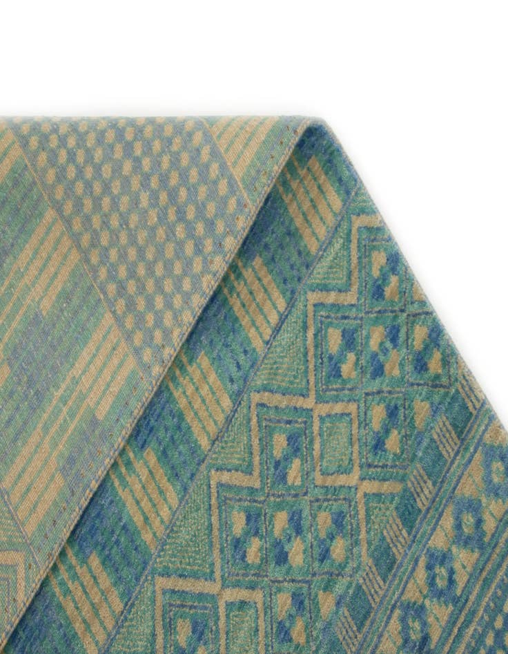 Detail image of 7' 10 x 9' 10  Hand Knotted Kamla Wool Rug