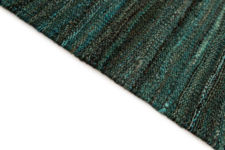 Detail image of 6' 7 x 9' 8 Hand Woven Kilim Modern Wool Rug