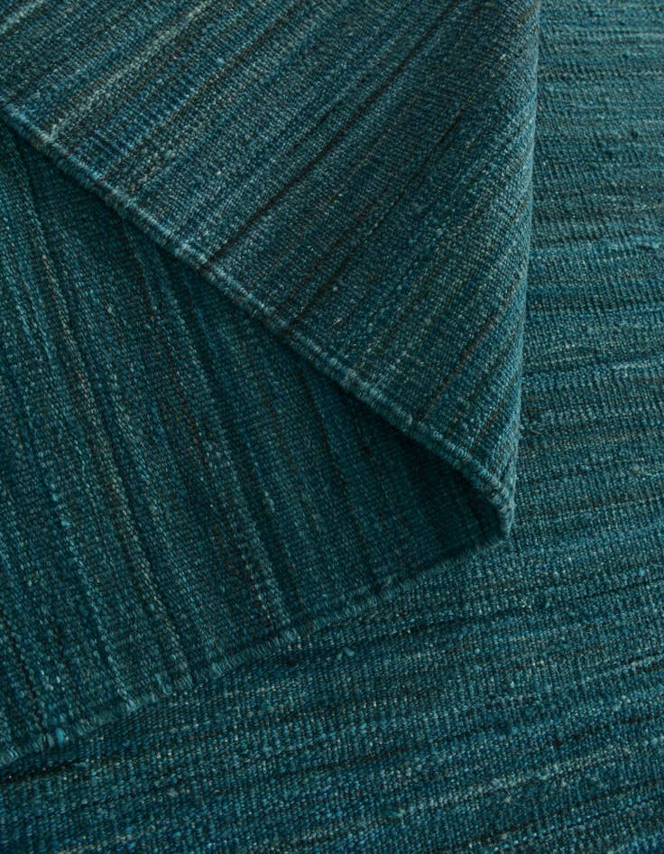 Detail image of 6' 10 x 9' 7  Hand Woven Kilim Modern Wool Rug