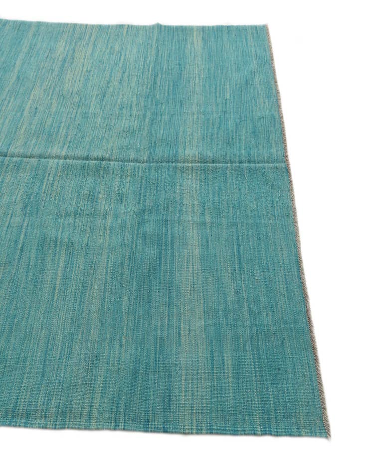 Detail image of 5' 5 x 8'  Hand Woven Kilim Modern Wool Rug