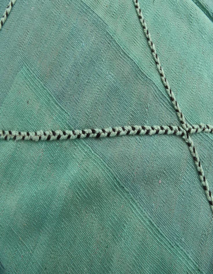 Detail image of 7' 11 x 10' 11  Hand Woven Kilim Modern Wool Rug