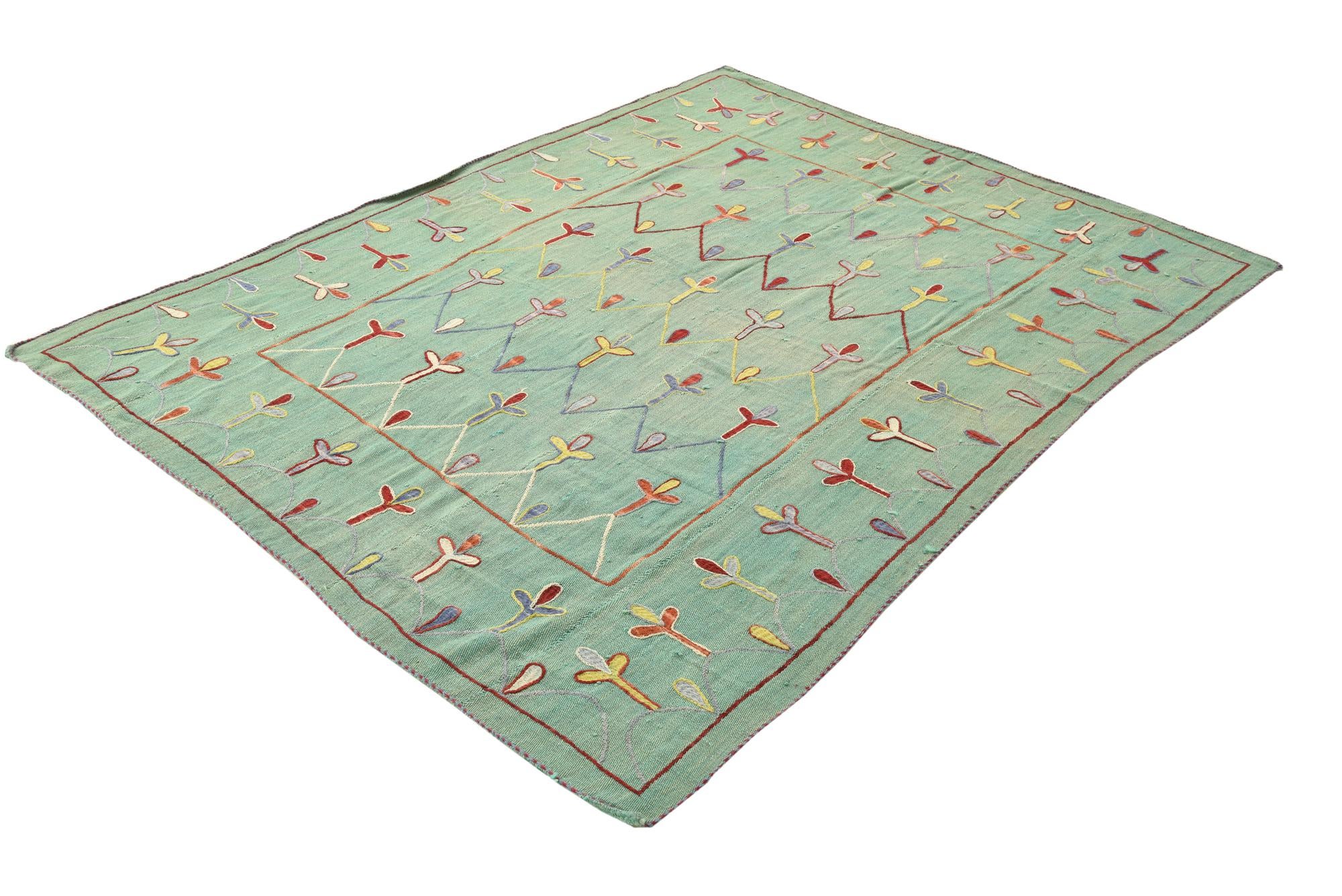 5' 9 x 7' 6 Hand Woven Kilim Suzani Wool Rug