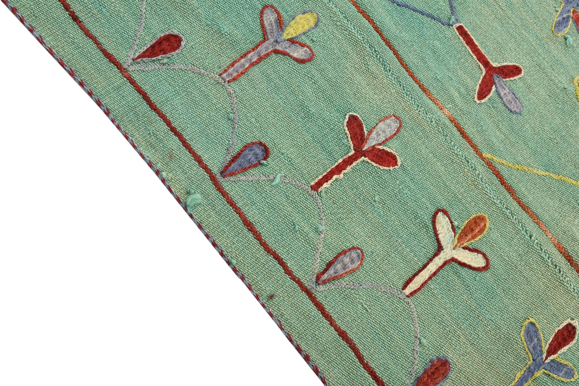 5' 9 x 7' 6 Hand Woven Kilim Suzani Wool Rug