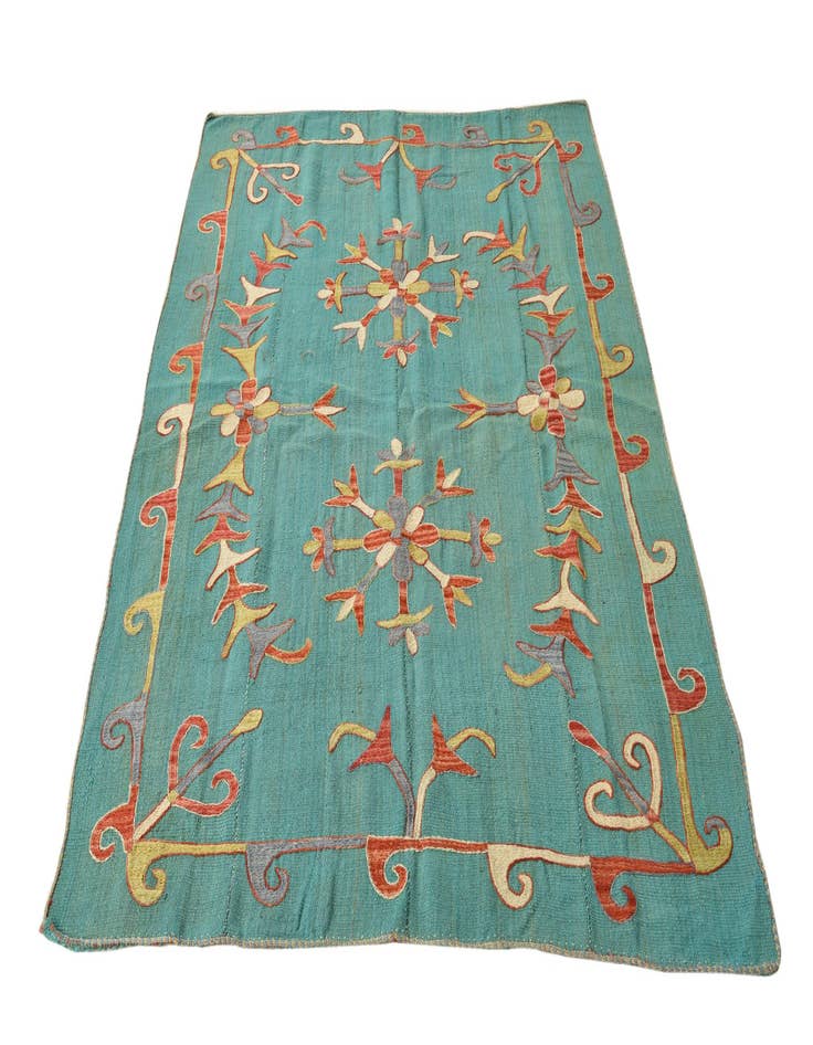 Detail image of 4' 9 x 6' 3  Hand Woven Kilim Suzani Wool Rug