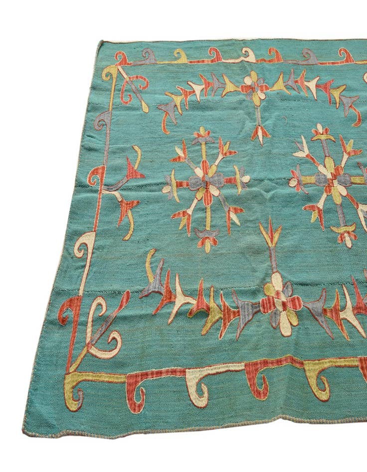 Detail image of 4' 9 x 6' 3  Hand Woven Kilim Suzani Wool Rug