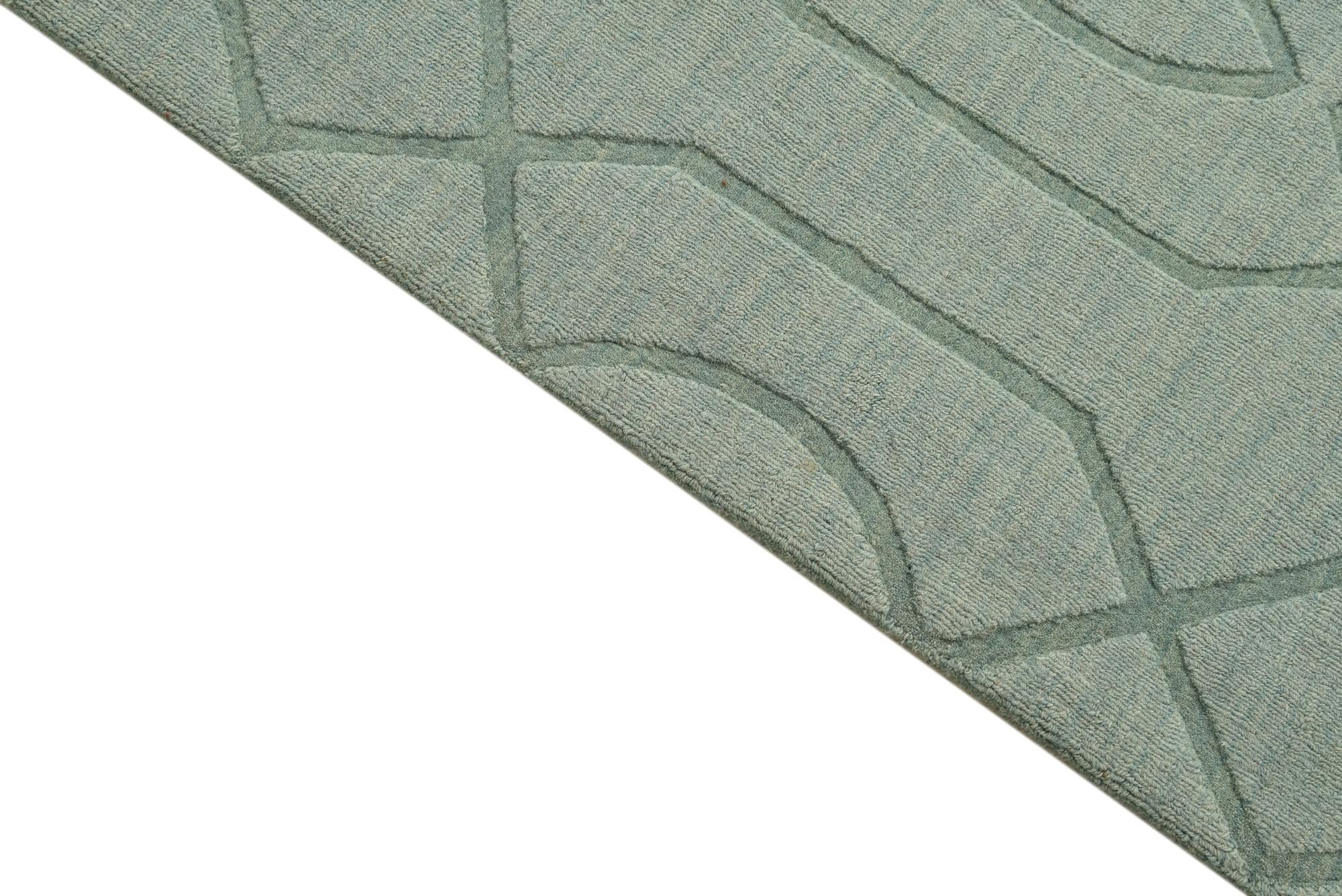 5' 1 x 7' 10 Luna Rug