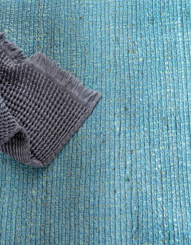 Detail image of 6' x 9'  Hand Woven Metallic Jute Rug