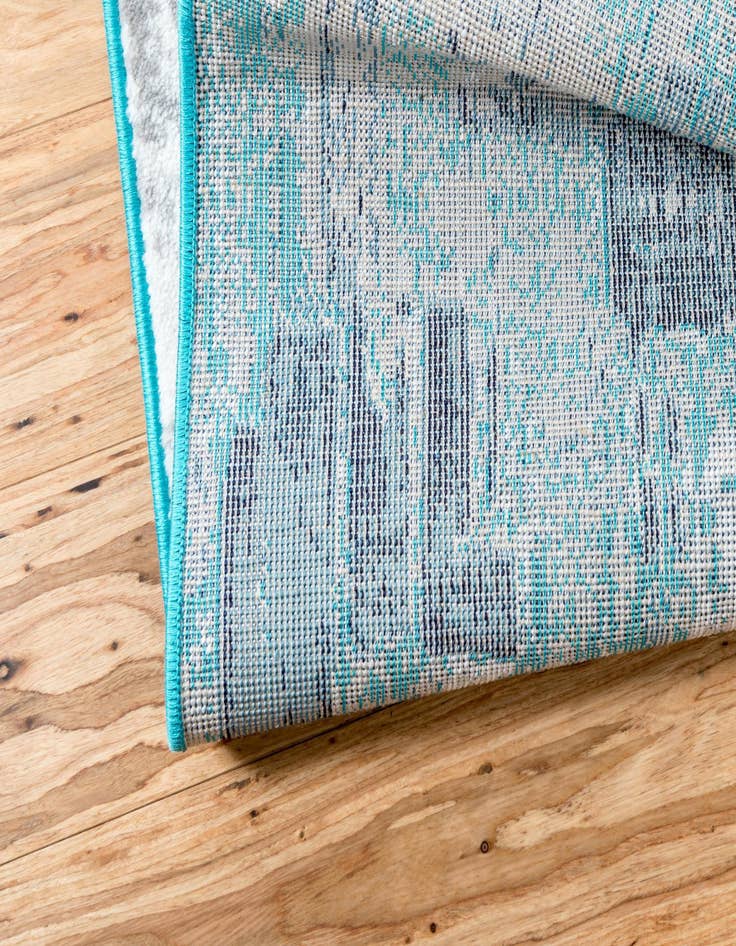 Detail image of 4' x 6' Metropolis Rug