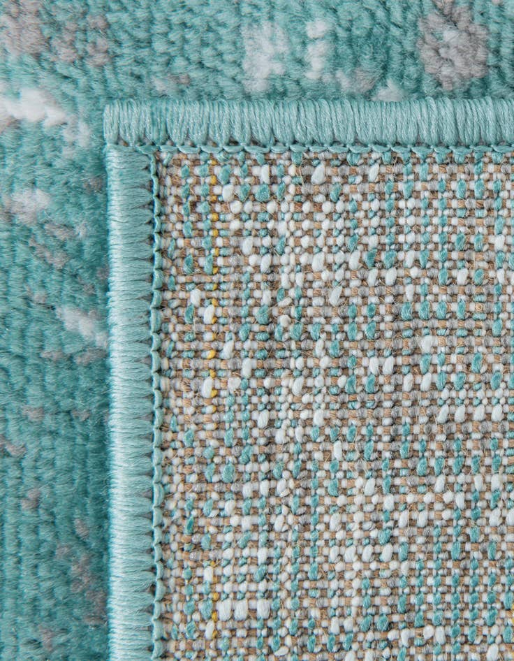 Detail image of 7' x 10' Monte Carlo Rug With Pad Bundle