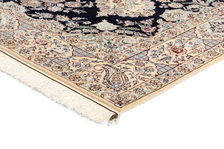 5' x 7' 3 Nain Rug