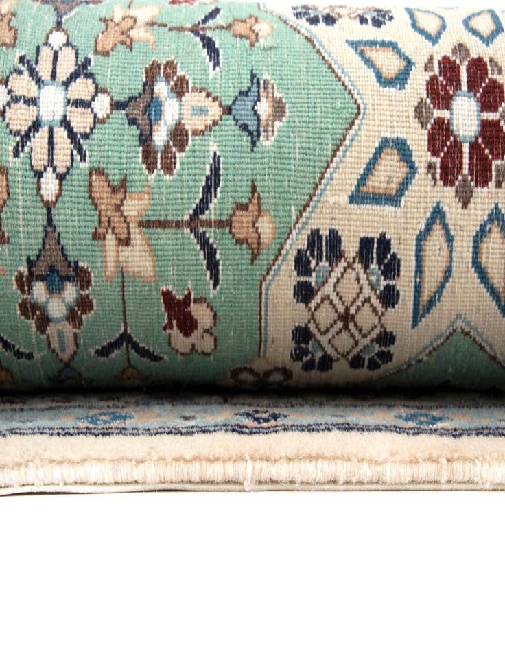 Detail image of 3' 2 x 4' 3 Hand Knotted Nain Persian Rug